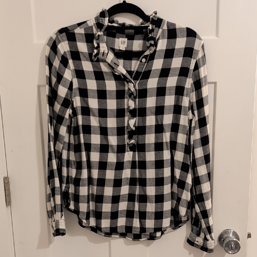 GAP Monochrome Plaid Ruffle Shirt